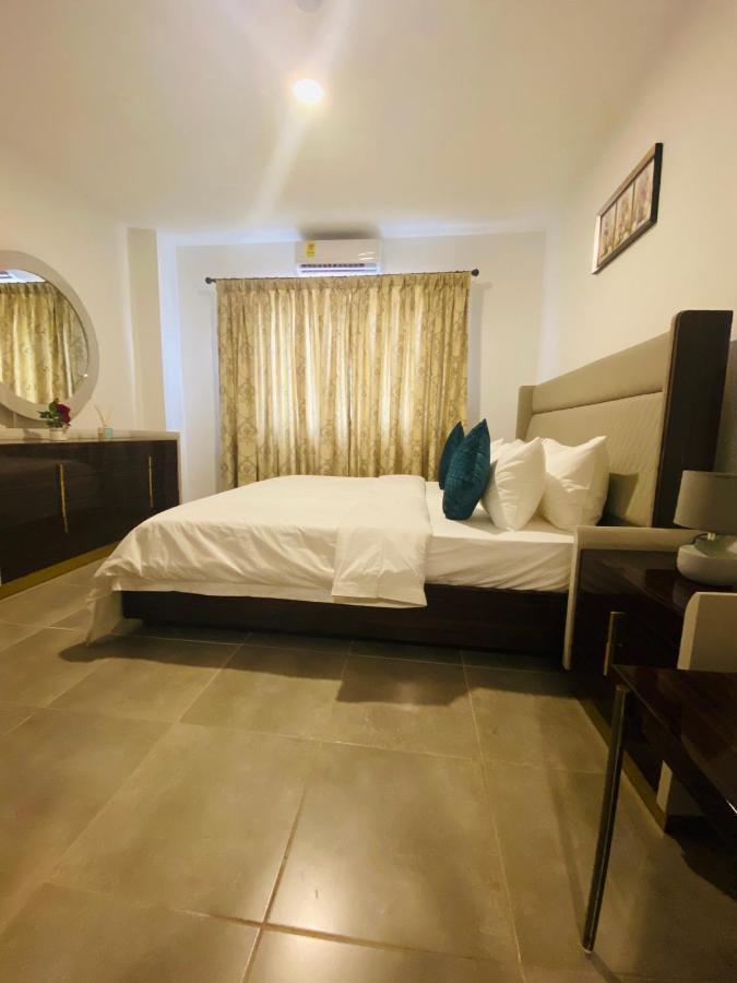 Oasis Park Residence East Legon Esterno foto