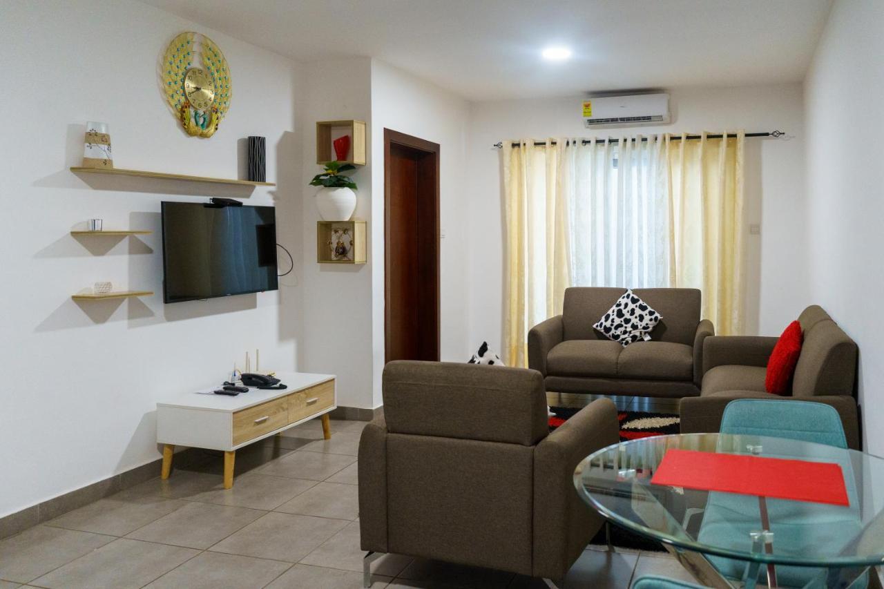 Oasis Park Residence East Legon Esterno foto