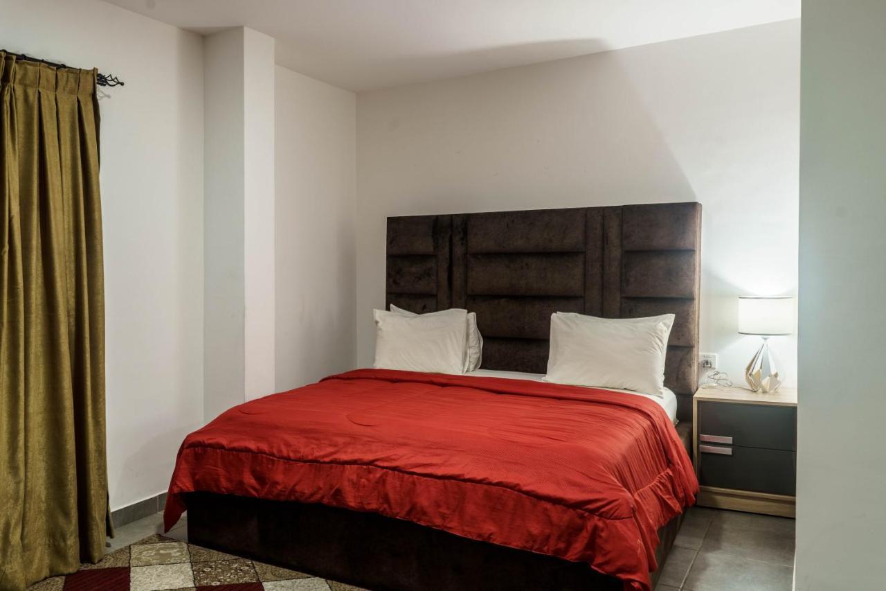 Oasis Park Residence East Legon Esterno foto