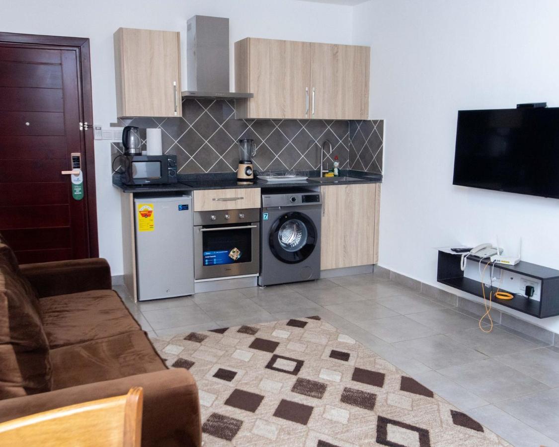 Oasis Park Residence East Legon Esterno foto