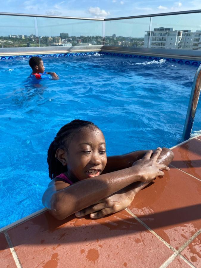 Oasis Park Residence East Legon Esterno foto