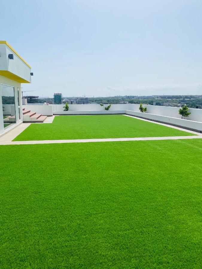 Oasis Park Residence East Legon Esterno foto